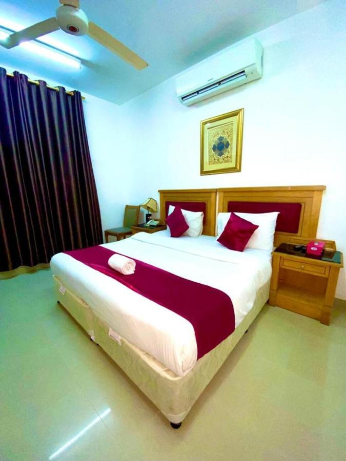 Savoy Inn Hotel Apartments Muscat Exterior photo